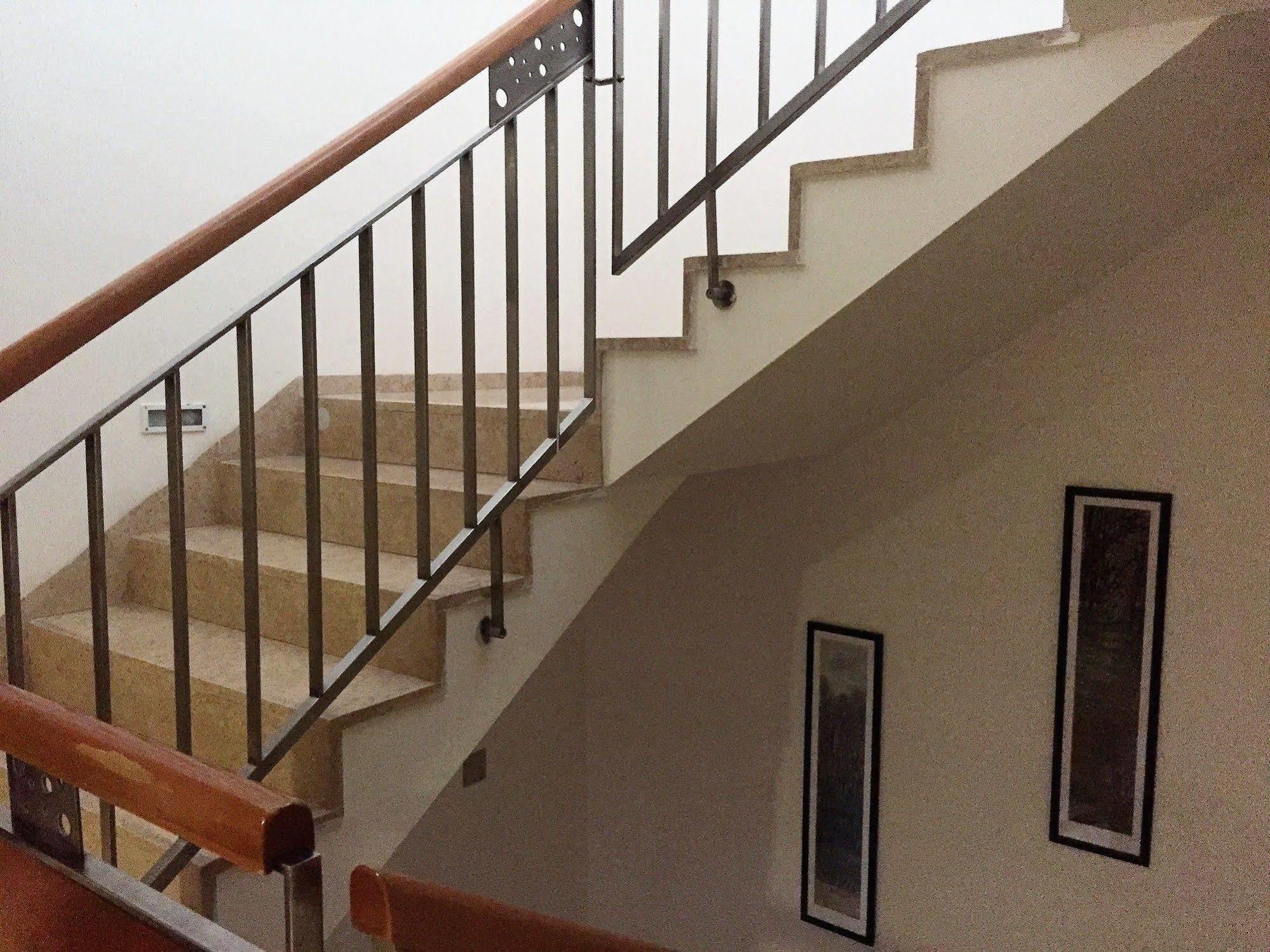 Svätý Jur Hotel Maxim מראה חיצוני תמונה